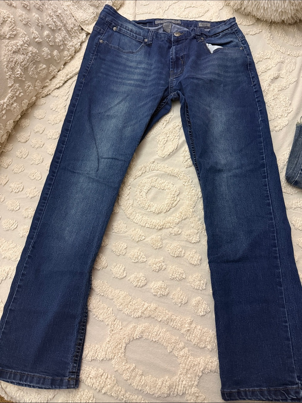 Old Navy Men's Bootcut Jeans in Deep Blue Wash